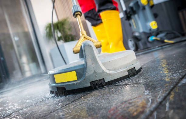 Garage Pressure Washing in Twin Lakes, VA